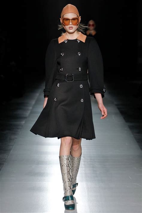 prada fashion designer fall 2011.